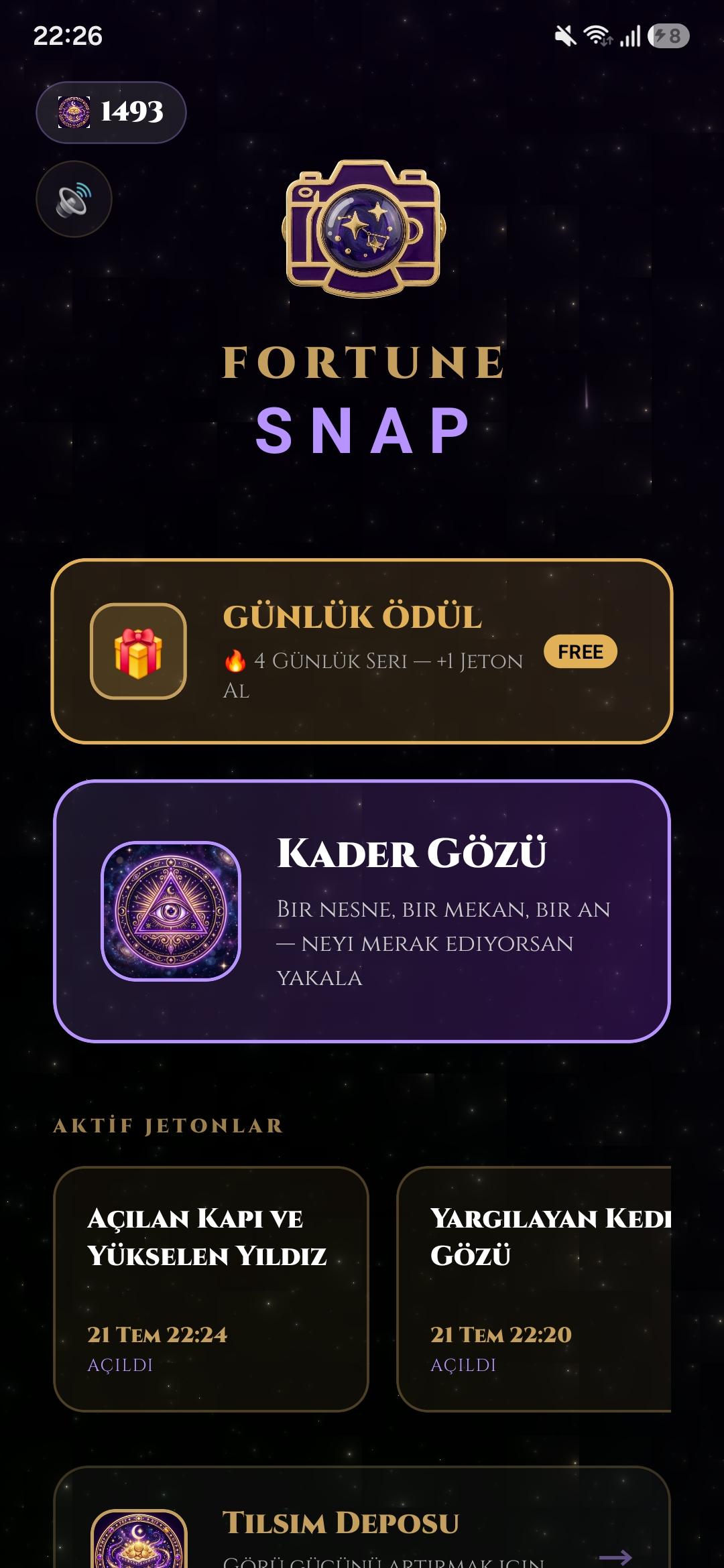 Fortune Snap ana ekranı: jeton bakiyesi, günlük ödül serisi, Kader Gözü kamera düğmesi ve son fallar.